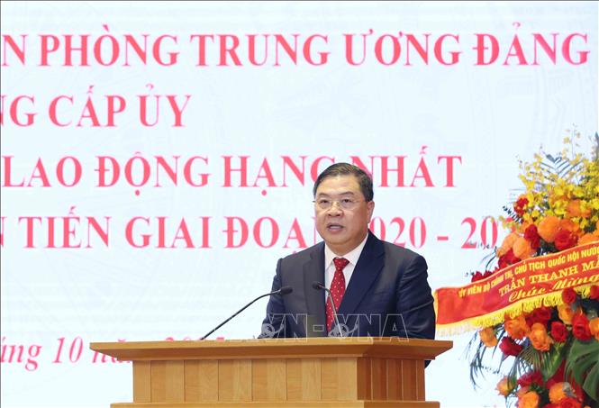 Đồng chí Phạm Gia Túc, Uỷ viên Trung ương Đảng, Chánh Văn phòng Trung ương Đảng đọc diễn văn Lễ kỷ niệm. Ảnh: Phương Hoa - TTXVN