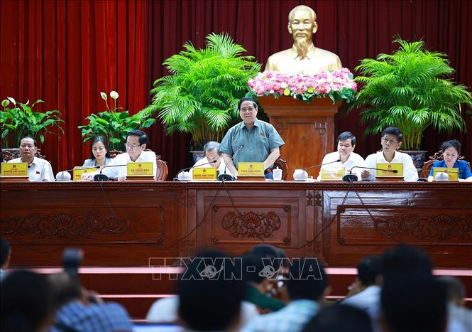 Thủ tướng Phạm Minh Chính tiếp xúc cử tri thành phố Cần Thơ trước Kỳ họp thứ 10, Quốc hội khóa XV. Ảnh: Dương Giang-TTXVN

