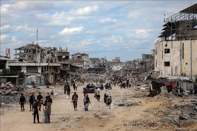 Những tòa nhà bị phá hủy do xung đột tại Dải Gaza. Ảnh: THX/TTXVN