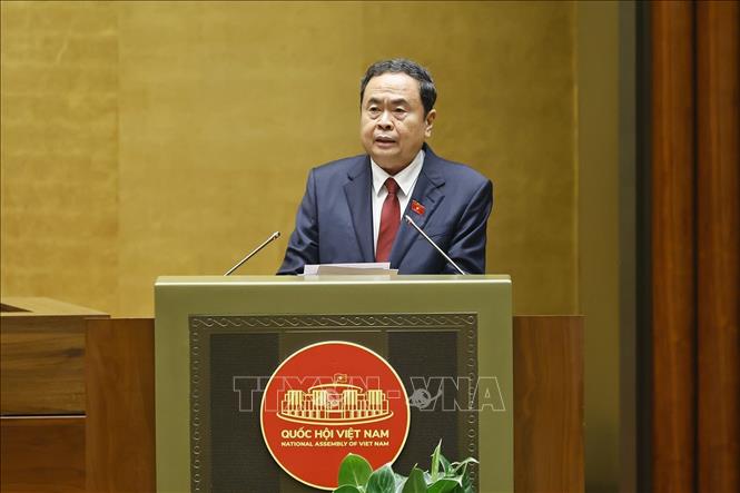 Chủ tịch Quốc hội Trần Thanh Mẫn trình bày dự thảo Báo cáo công tác nhiệm kỳ khoá XV của Quốc hội. Ảnh: Doãn Tấn - TTXVN 