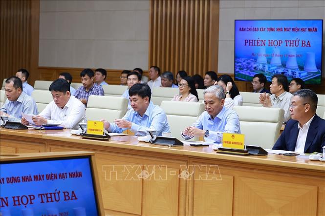 Các đại biểu tham dự phiên họp lần thứ ba của Ban Chỉ đạo xây dựng nhà máy điện hạt nhân. Ảnh: Dương Giang-TTXVN
