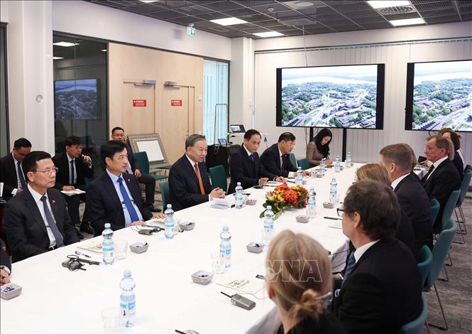 Tổng Bí thư Tô Lâm làm việc với Ban lãnh đạo Đại học Aalto. Ảnh: Thống Nhất – TTXVN