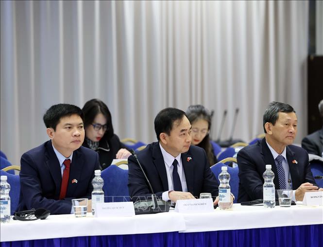 Đại biểu đoàn VIệt Nam dự buổi tiếp của Tổng Bí thư Tô Lâm. Ảnh: Thống Nhất – TTXVN
