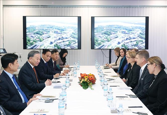 Party General Secretary To Lam meets with Aalto University's leadership. VNA Photo: Thống Nhất 