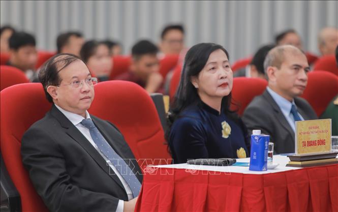 Các đại biểu tham dự buổi lễ. Ảnh: Phan Phương – TTXVN