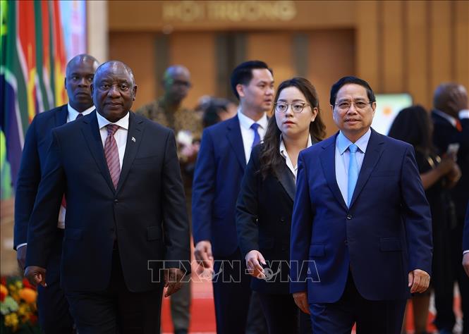 Thủ tướng Phạm Minh Chính hội kiến Tổng thống Nam Phi Matamela Cyril Ramaphosa. Ảnh: Dương Giang- TTXVN