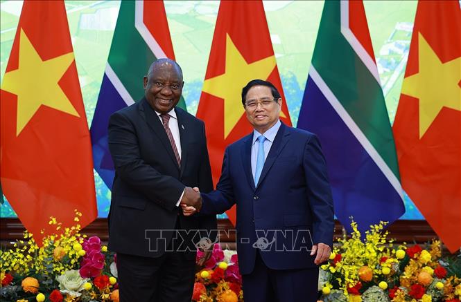 Thủ tướng Phạm Minh Chính hội kiến Tổng thống Nam Phi Matamela Cyril Ramaphosa. Ảnh: Dương Giang- TTXVN