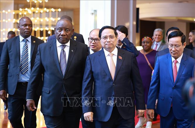 Thủ tướng Phạm Minh Chính và Tổng thống Nam Phi Matamela Cyril Ramaphosa dự Diễn đàn doanh nghiệp Việt Nam-Nam Phi. Ảnh: Dương Giang- TTXVN