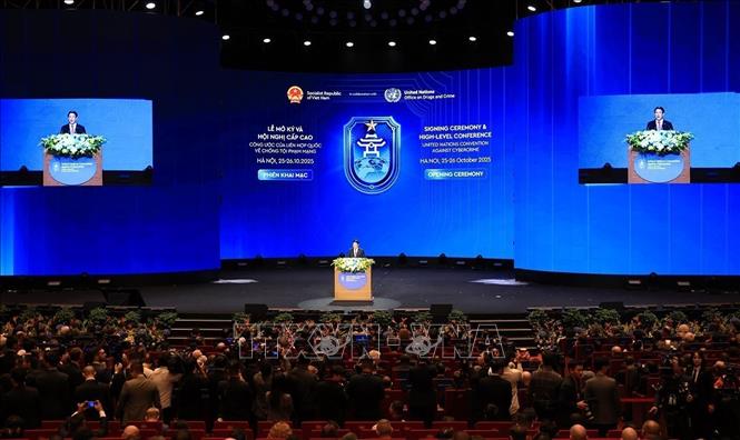 Vietnamese State President Luong Cuong delivers remarks at the opening session of the signing ceremony of the United Nations Convention against Cybercrime (also known as Hanoi Convention). VNA Photo