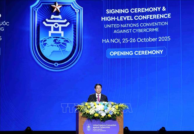Vietnamese State President Luong Cuong delivers remarks at the opening session of the signing ceremony of the United Nations Convention against Cybercrime (also known as Hanoi Convention). VNA Photo