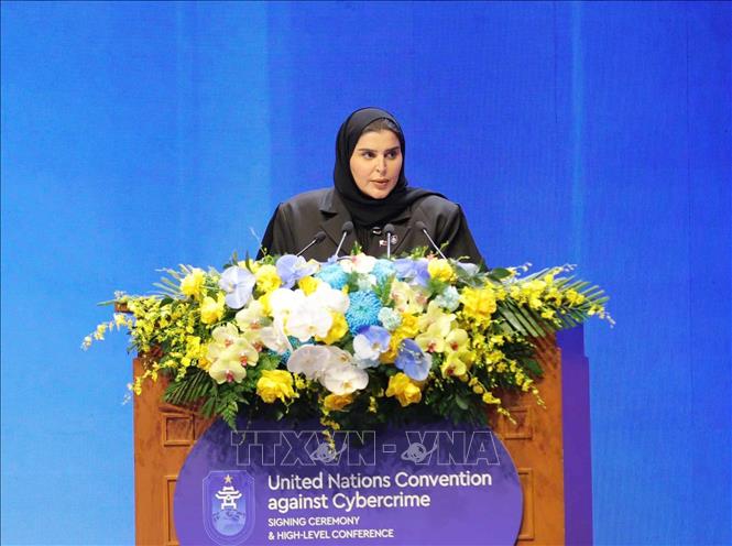 Quốc vụ khanh về Hợp tác quốc tế, Bộ Ngoại giao Qatar Maream Ali A-Misnad phát biểu tại Phiên thảo luận toàn thể cấp cao thứ nhất. Ảnh: Phương Hoa - TTXVN