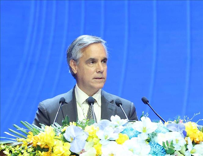 Ông John Brandolino, đại diện Cơ quan Phòng chống Ma túy và Tội phạm của Liên hợp huốc (UNODC) phát biểu. Ảnh: Phương Hoa - TTXVN