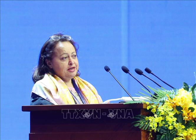 Bà Faouzia Boumaiza Mebarki, Đại sứ, Chủ tịch Uỷ ban đàm phán Công ước phát biểu. Ảnh: Phương Hoa - TTXVN