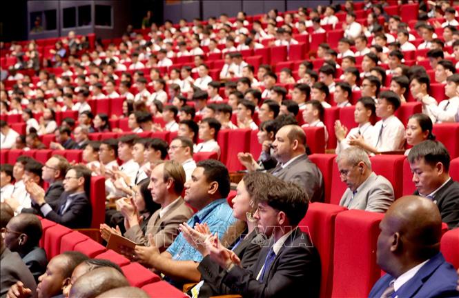 Đại biểu tham dự Phiên bế mạc Lễ mở ký Công ước Hà Nội. Ảnh: Phương Hoa - TTXVN