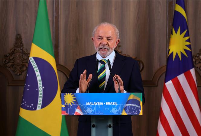 Brazil xin gia nhập ASEAN 2 Hội nghị cấp cao ASEAN-47: Brazil ủng hộ Malaysia gia nhập BRICS - Ảnh thời sự quốc tế - Chính trị-Quân sự - Thông tấn xã Việt Nam (TTXVN)