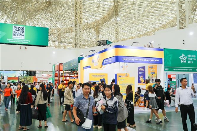 Khu vực các gian hàng tại không gian