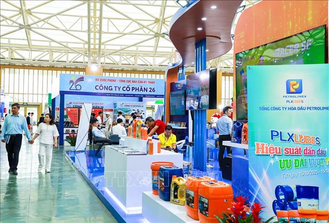 Hội chợ Mùa Thu 2025 là nơi các thương hiệu Việt hội tụ, khẳng định vị thế. Ảnh: Khánh Hoà - TTXVN