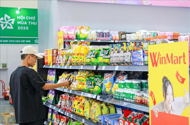 Hội chợ Mùa Thu 2025 là nơi các thương hiệu Việt hội tụ, khẳng định vị thế. Ảnh: Khánh Hoà - TTXVN