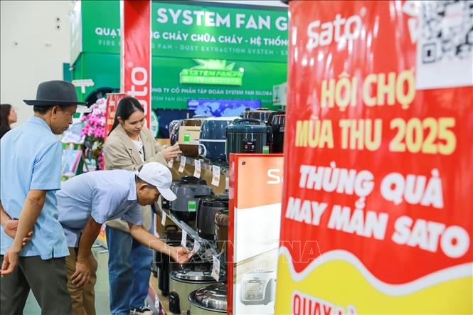 Khu vực các gian hàng tại không gian