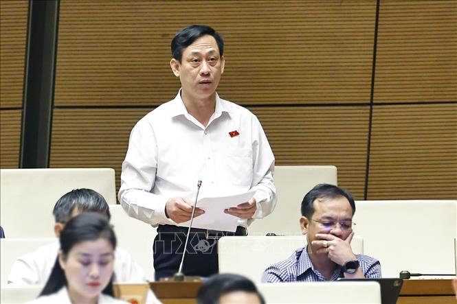 Đại biểu Quốc hội tỉnh Thanh Hoá Mai Văn Hải phát biểu. Ảnh: Doãn Tấn - TTXVN