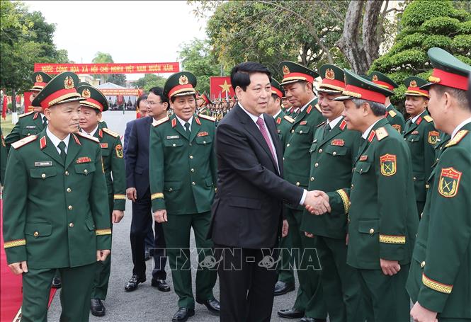 Chủ tịch nước Lương Cường với các đại biểu dự Lễ kỷ niệm. Ảnh: Lâm Khánh - TTXVN