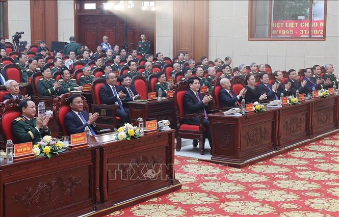Chủ tịch nước Lương Cường cùng các đại biểu tham dự lễ kỷ niệm. Ảnh: Lâm Khánh - TTXVN