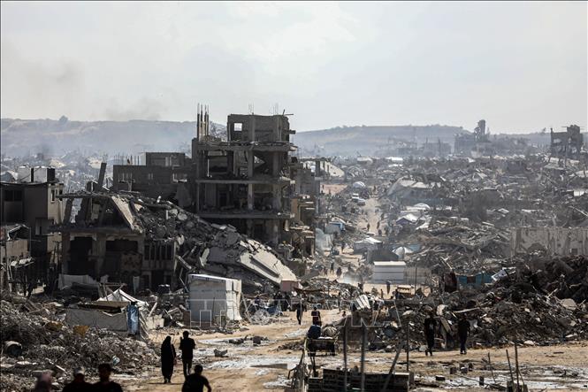 Những tòa nhà bị phá hủy trong xung đột ở phía Bắc Dải Gaza ngày 24/10/2025. Ảnh: THX/TTXVN