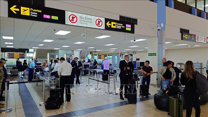 Khu vực kiểm tra an ninh hàng không tại sân bay quốc tế Felipe Ángeles (AIFA) của Mexico. Ảnh: Phi Hùng - PV TTXVN tại Mexico