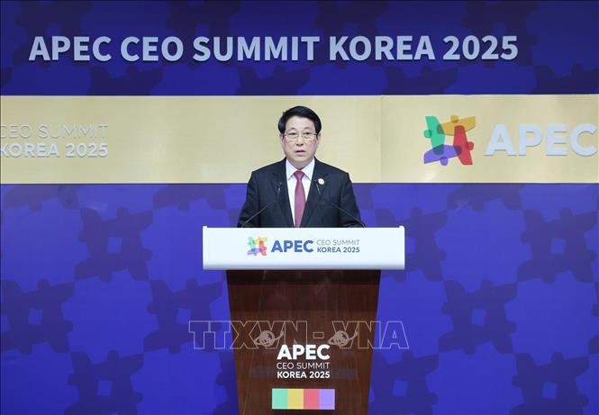 Chủ tịch nước Lương Cường phát biểu tại Hội nghị Thượng đỉnh Doanh nghiệp APEC 2025. Ảnh: Lâm Khánh – TTXVN