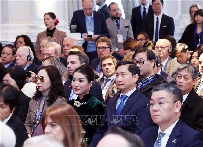 Các đại biểu dự Hội nghị Kinh tế Cấp cao Việt Nam - Anh. Ảnh: Thống Nhất – TTXVN
