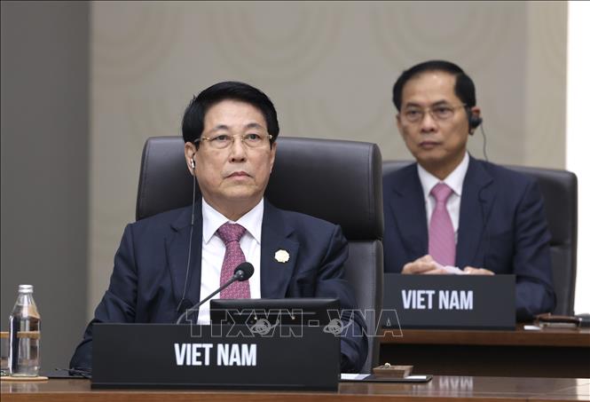State President Luong Cuong attends the 2nd session of the 32nd APEC Economic Leaders’ Meeting. Photo: Lam Khanh – VNA