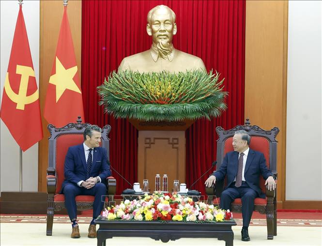 Tổng Bí thư Tô Lâm tiếp Bộ trưởng Chiến tranh Hoa Kỳ Pete Hegseth. Ảnh: Thống Nhất – TTXVN