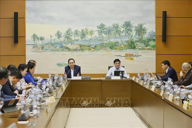 Chủ tịch Quốc hội Trần Thanh Mẫn, đại biểu Quốc hội TP Cần Thơ phát biểu. Ảnh: Doãn Tấn - TTXVN