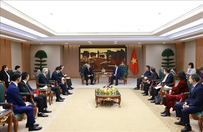 Thủ tướng Phạm Minh Chính tiếp ông Nishimura Teiichi, Chủ tịch Hội hữu nghị Nhật Bản - Việt Nam khu vực Kansai (Nhật Bản). Ảnh: Dương Giang-TTXVN