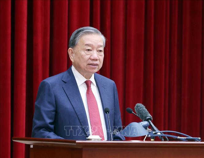 Tổng Bí thư Tô Lâm phát biểu khai mạc Hội nghị lần thứ 14 Ban Chấp hành Trung ương Đảng khóa XIII. Ảnh: Thống Nhất- TTXVN