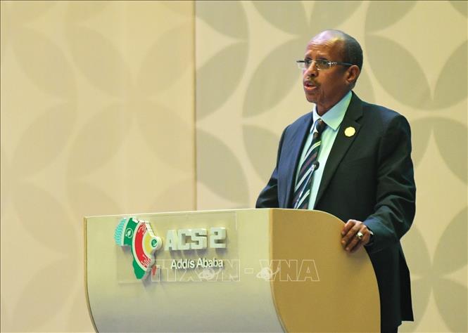 Chủ tịch Ủy ban AU Mahmoud Ali Youssouf phát biểu tại cuộc họp ở Addis Ababa, Ethiopia. Ảnh: THX/TTXVN