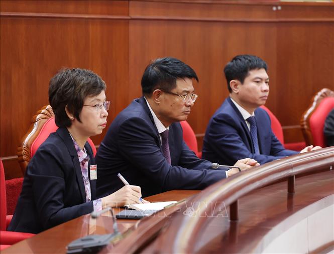 Các đại biểu dự phiên bế mạc Hội nghị lần thứ 14 Ban Chấp hành Trung ương Đảng khóa XIII. Ảnh: Lâm Khánh - TTXVN