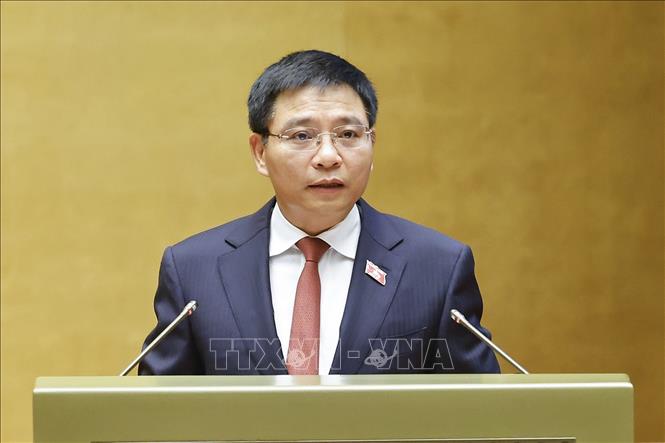 Bộ trưởng Bộ Tài chính Nguyễn Văn Thắng, thừa uỷ quyền của Thủ tướng Chính phủ trình bày Tờ trình về 02 nội dung: dự án Luật Quy hoạch (sửa đổi); việc điều chỉnh Quy hoạch tổng thể quốc gia thời kỳ 2021 - 2030. Ảnh: Doãn Tấn - TTXVN