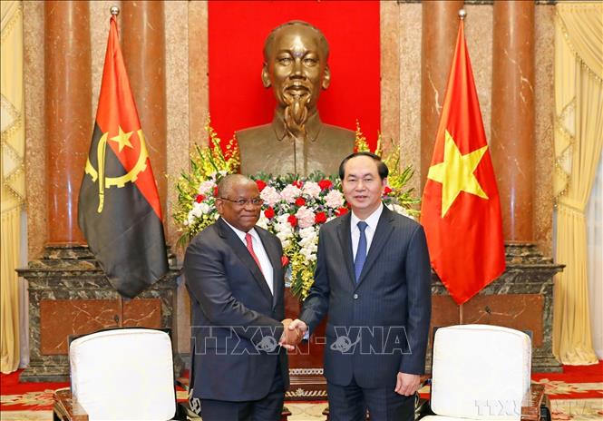  Chiều 25/4/2017, tại Phủ Chủ tịch, Chủ tịch nước Trần Đại Quang tiếp Bộ trưởng Ngoại giao Cộng hòa Angola Georges Rebelo Pinto Chikoti sang thăm chính thức Việt Nam. Ảnh: Nhan Sáng - TTXVN