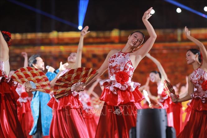 Các tiết mục nghệ thuật tại chuơng trình. Ảnh: Khánh Hoà - TTXVN