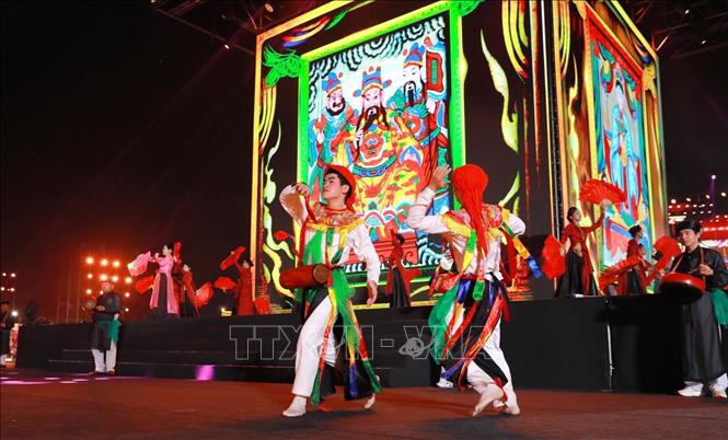 Các tiết mục nghệ thuật tại chương trình. Ảnh: Khánh Hoà - TTXVN