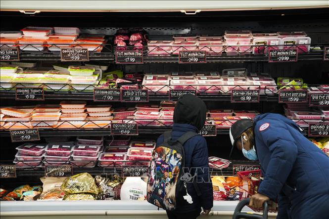 Thịt được bày bán tại cửa hàng ở New York, Mỹ. Ảnh: THX/TTXVN