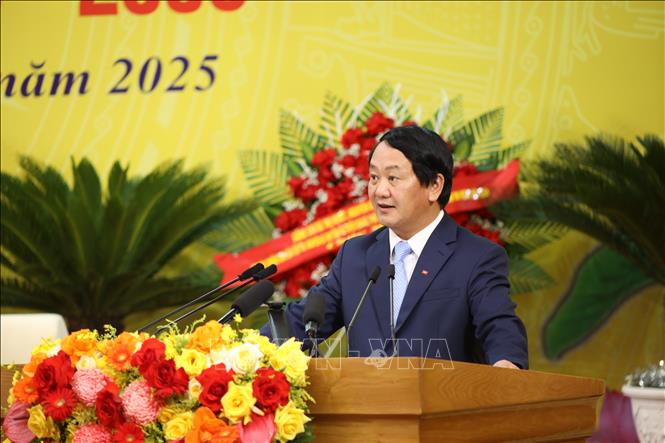 Bí thư Tỉnh ủy Tuyên Quang Hầu A Lềnh phát biểu tại Đại hội. Ảnh: Hoàng Hải - TTXVN 