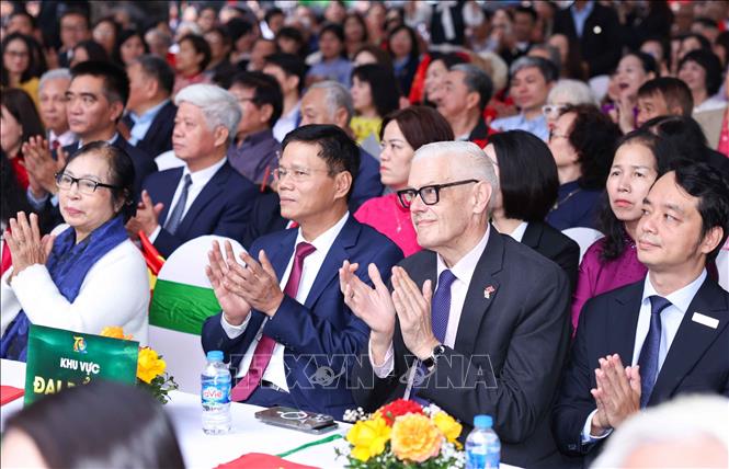 Đại biểu trong nước, quốc tế dự lễ kỷ niệm. Ảnh: Thanh Tùng - TTXVN
