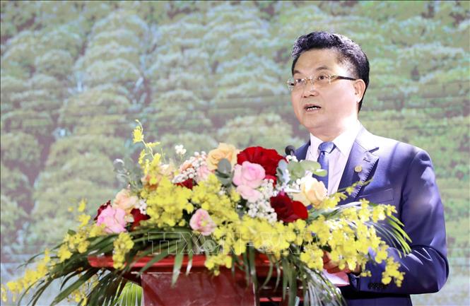 Ông Lê Quang Hòa, Phó Chủ tịch UBND tỉnh Hưng Yên, Trưởng Ban chỉ đạo tổ chức Hội chợ phát biểu khai mạc. Ảnh: Thế Duyệt - TTXVN