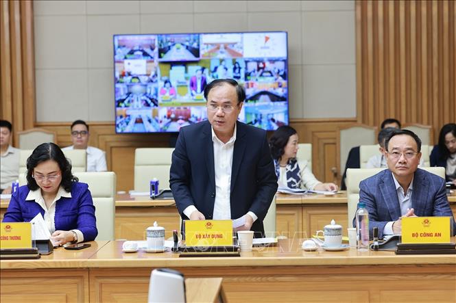 Thứ trưởng Bộ Dây dựng Nguyễn Văn Sinh phát biểu. Ảnh: Dương Giang-TTXVN 
