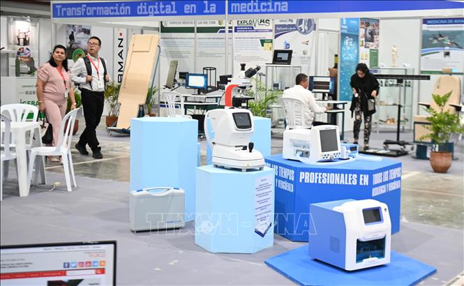 Các thiết bị y tế tại một triển lãm quốc tế về y tế tại thủ đô La Habana, Cuba. Ảnh: Việt Hùng-PV TTXVN tại Cuba