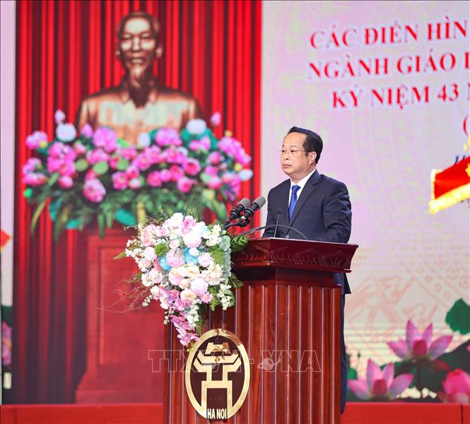 Giám đốc Sở Giáo dục và Đào tạo Hà Nội Trần Thế Cương phát biểu. Ảnh: Thanh Tùng - TTXVN