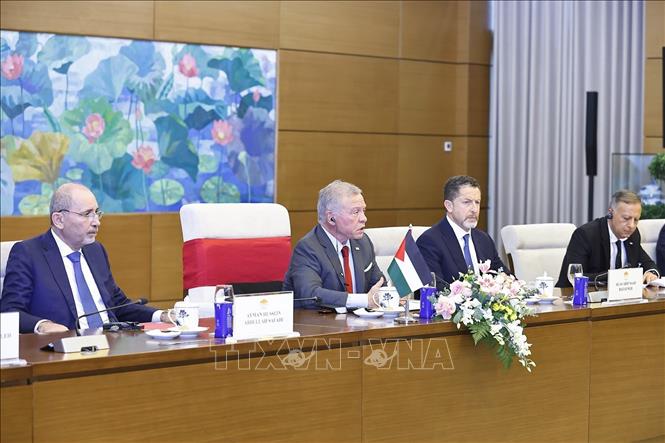 Quốc vương Jordan Abdullah II Ibn Al Hussein phát biểu. Ảnh: Doãn Tấn – TTXVN