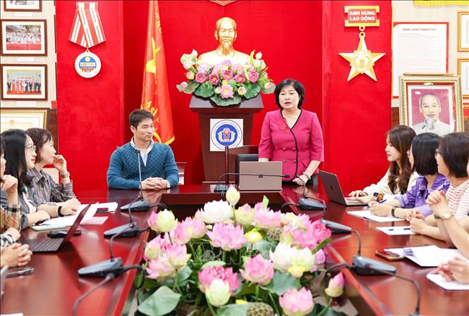 Chi bộ Đảng nhà trường nhiều năm qua luôn được công nhận là Chi bộ trong sạch, vững mạnh. Ảnh: Thanh Tùng - TTXVN